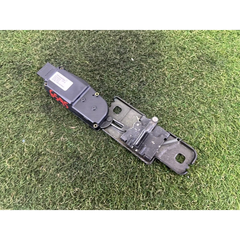 Привод замка багажника (электрика) AUDI Q7 4L 2011 3.0 TFSi 4F9827383E