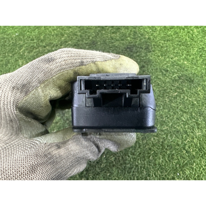 Привод замка багажника (электрика) AUDI Q7 4L 2011 3.0 TFSi 4F9827383E