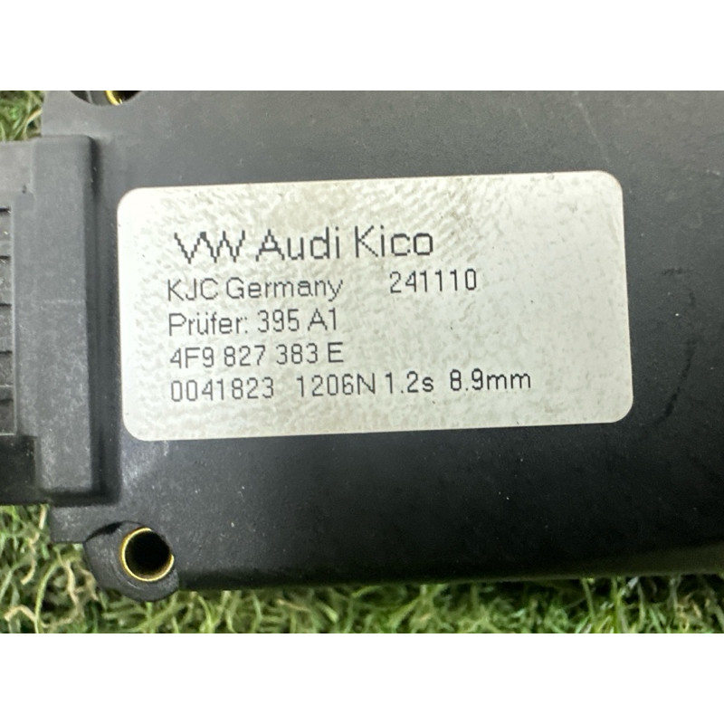 Привод замка багажника (электрика) AUDI Q7 4L 2011 3.0 TFSi 4F9827383E