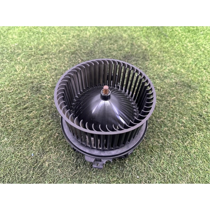 Мотор печки (отопление и кондиционирование) AUDI Q7 4M 2017 2.0 TFSI 4M1820021C