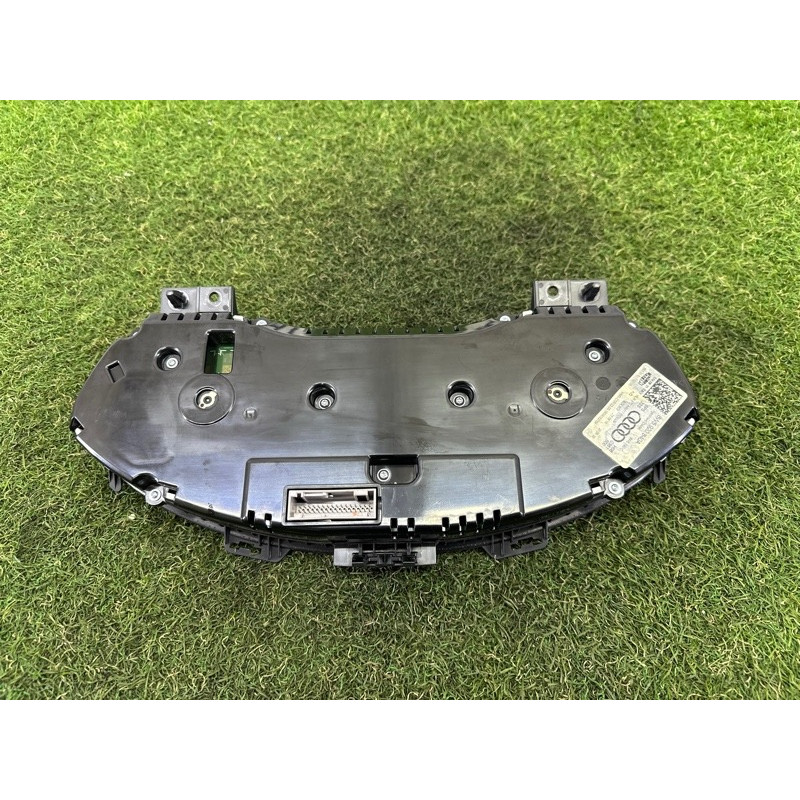 Панель приборов (салон) AUDI A4 B9 2017 2.0 TFSI 8W5920840A