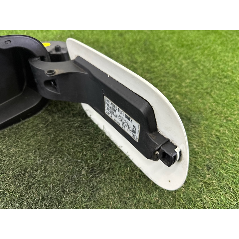 Кришка паливного бака (кузов і елементи) Volkswagen Touareg NF 2011 3.6 7P6809857A
