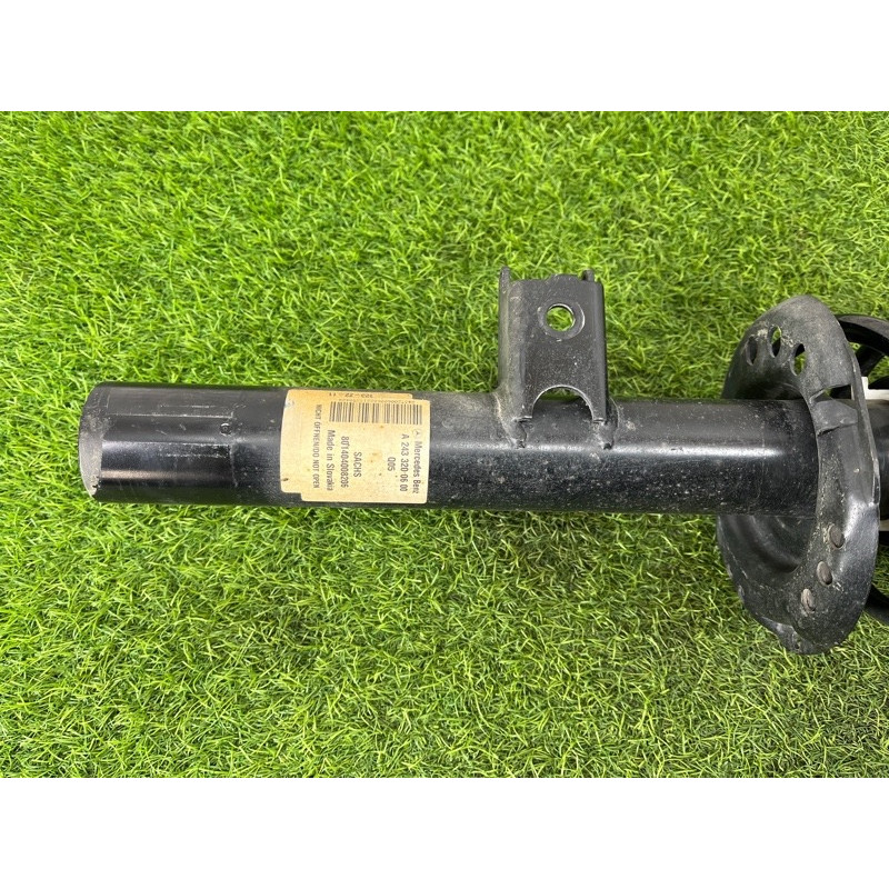 Амортизатор в сборе (подвеска) Mercedes-Benz EQB 350 X243 2022 A2433230200