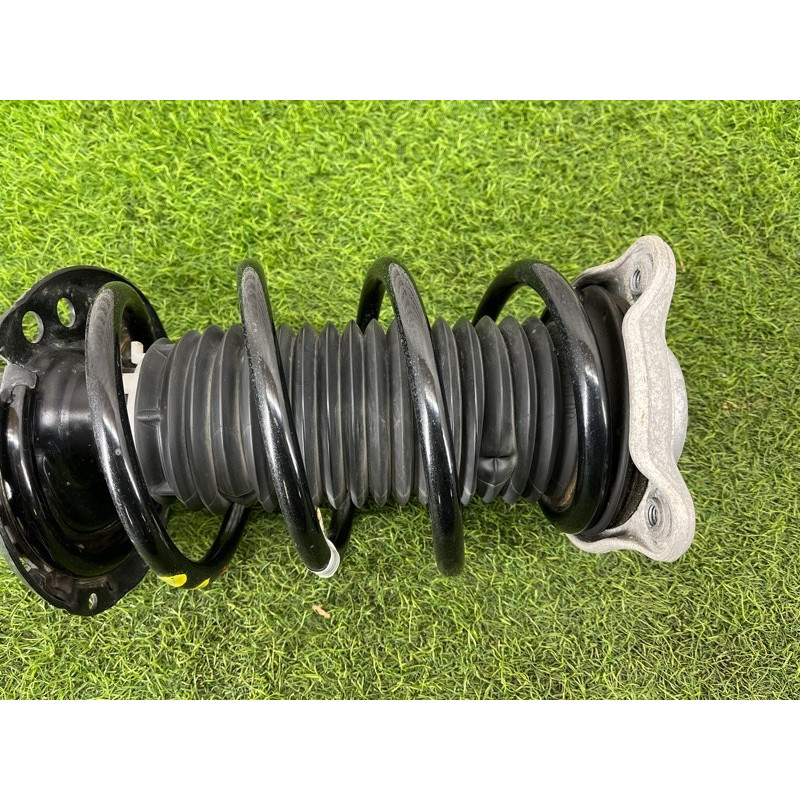 Амортизатор в сборе (подвеска) Mercedes-Benz EQB 350 X243 2022 A2433230200