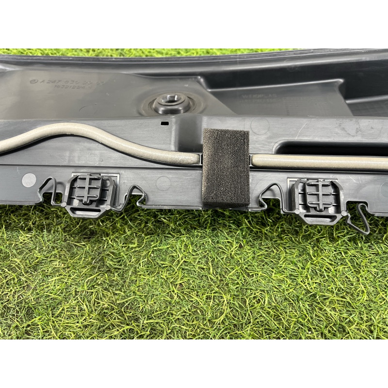 Жабо (кузов и элементы) Mercedes-Benz EQB 350 X243 2022 A2478302900