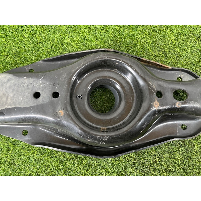 Рычаг подвески (подвеска) Mercedes-Benz EQB 350 X243 2022 A2433522700