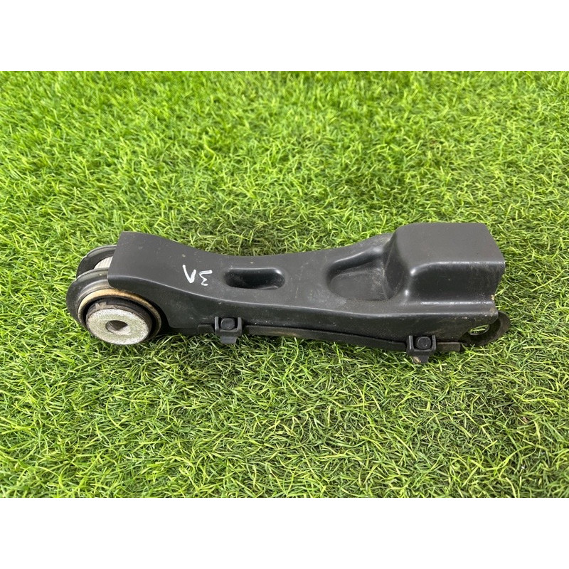 Рычаг подвески (подвеска) Mercedes-Benz EQB 350 X243 2022 A2473501800