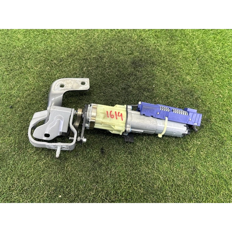 Привод двери багажника (электрика) AUDI Q5 8R 2012 3.2 8R0827852B