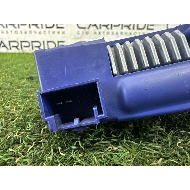 Привод двери багажника (электрика) AUDI Q5 8R 2012 3.2 8R0827852B