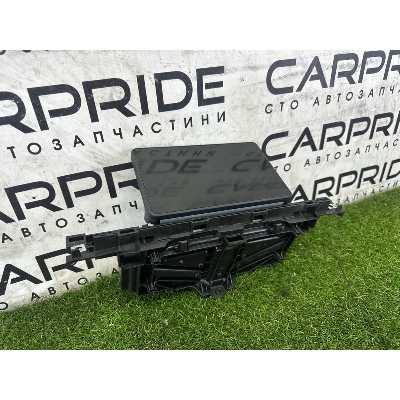 Монитор (электрика) AUDI A4 B9 2017 2.0 TFSI 8W1919604