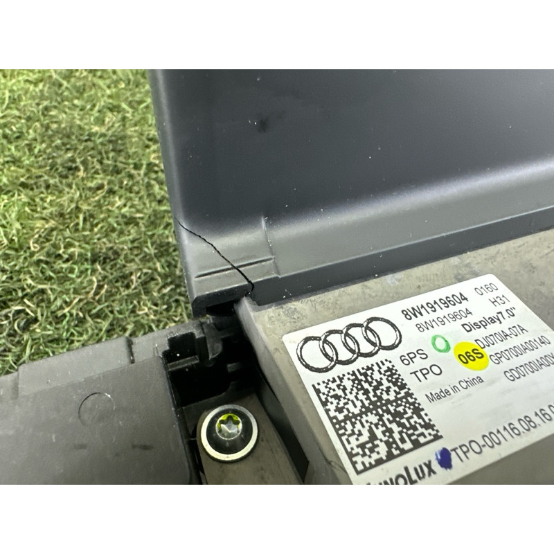 Монитор (электрика) AUDI A4 B9 2017 2.0 TFSI 8W1919604