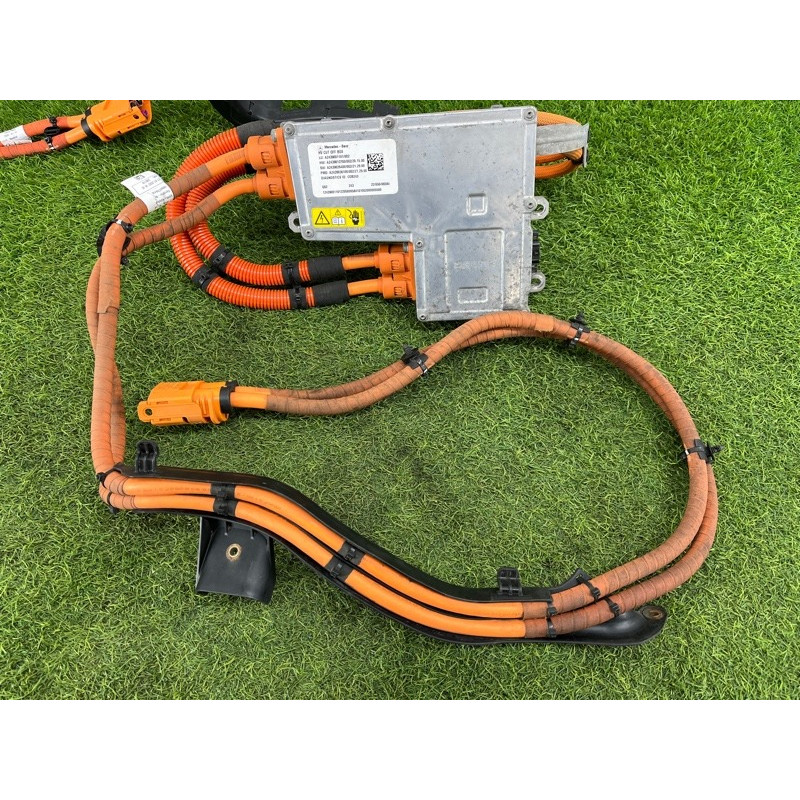 Распределительный блок высокого напряжения (электрика) Mercedes-Benz EQB 350 X243 2022 A2439003901