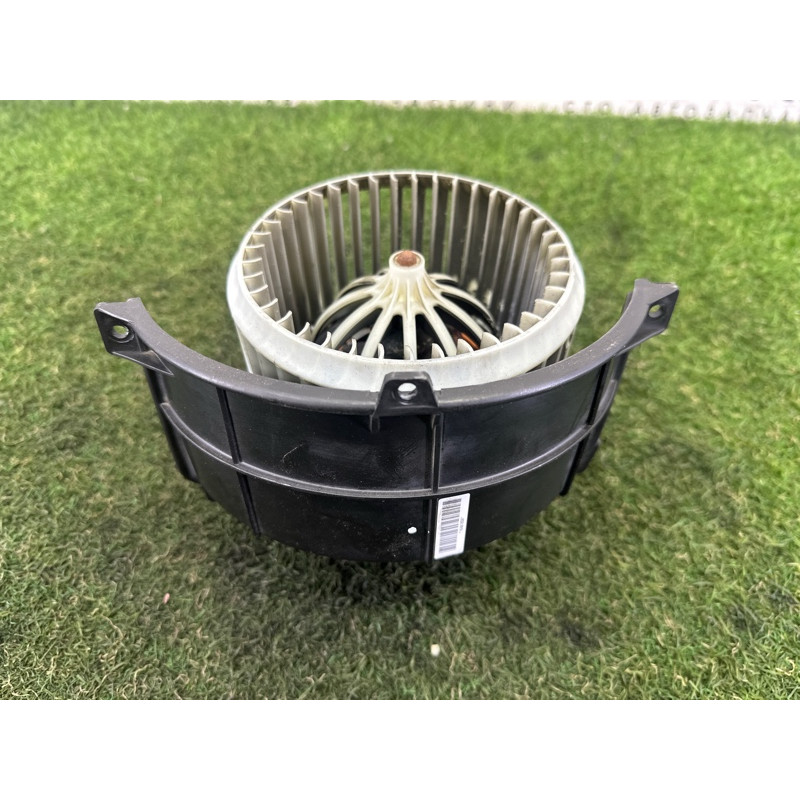 Мотор печки (отопление и кондиционирование) AUDI Q7 4L 2011 3.0 TFSi 4L1820021A