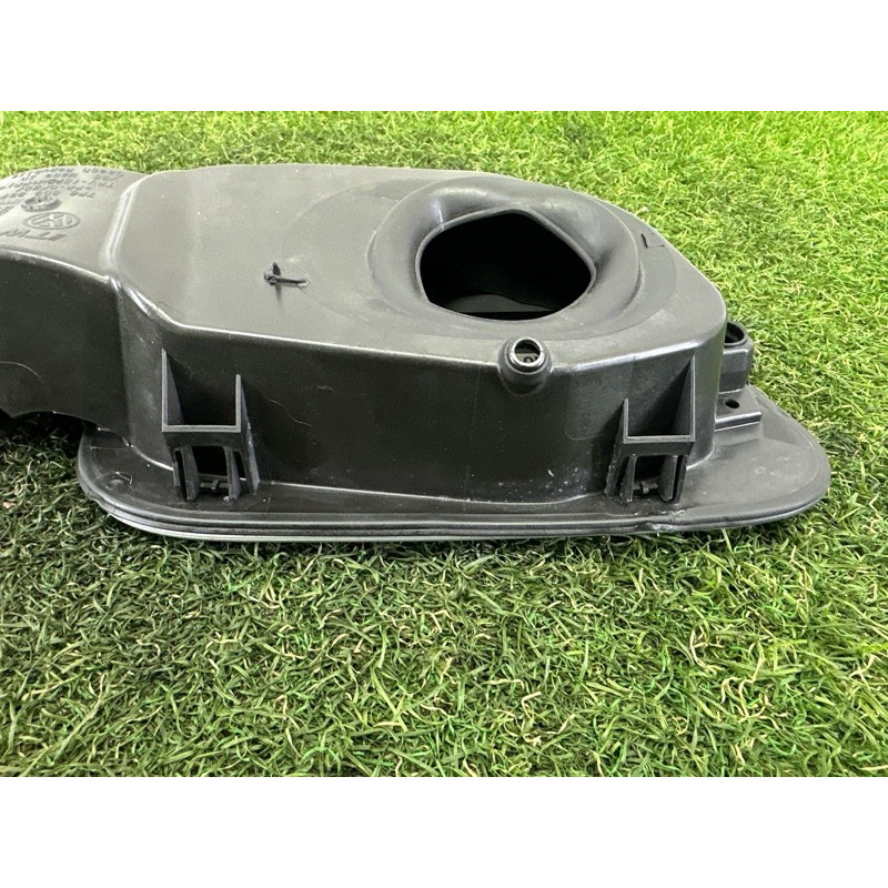 Кришка паливного бака (кузов і елементи) Volkswagen Touareg NF 2013 3.6 7P6809857A