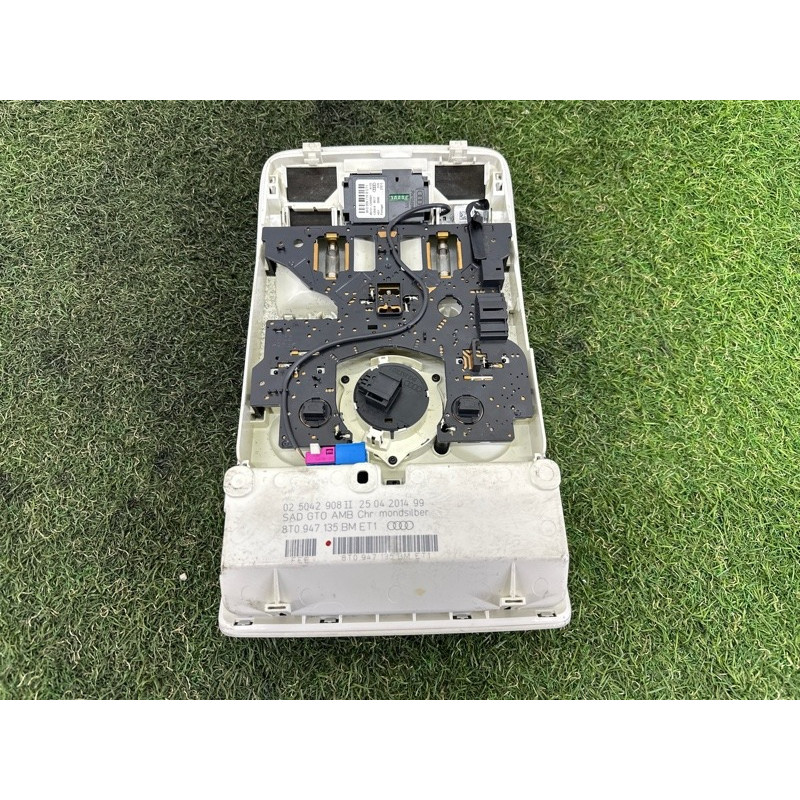 Плафон салона (салон) AUDI A4 B8 2014 2.0 TFSI 8T0947140ET1