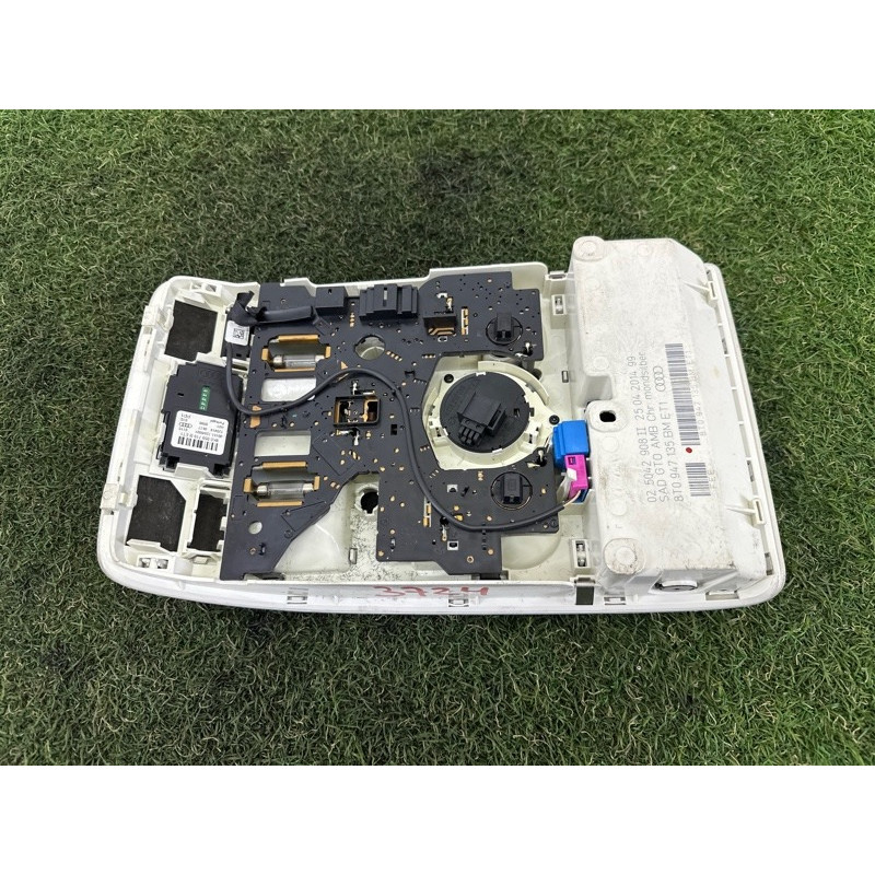 Плафон салона (салон) AUDI A4 B8 2014 2.0 TFSI 8T0947140ET1