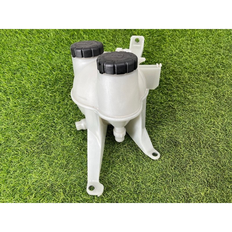 Бачок расширительный (система охлаждения) Mercedes-Benz EQB 350 X243 2022 A2435006000