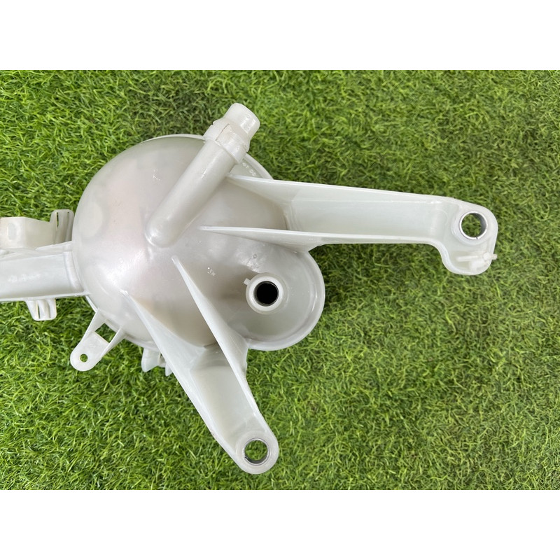 Бачок расширительный (система охлаждения) Mercedes-Benz EQB 350 X243 2022 A2435006000