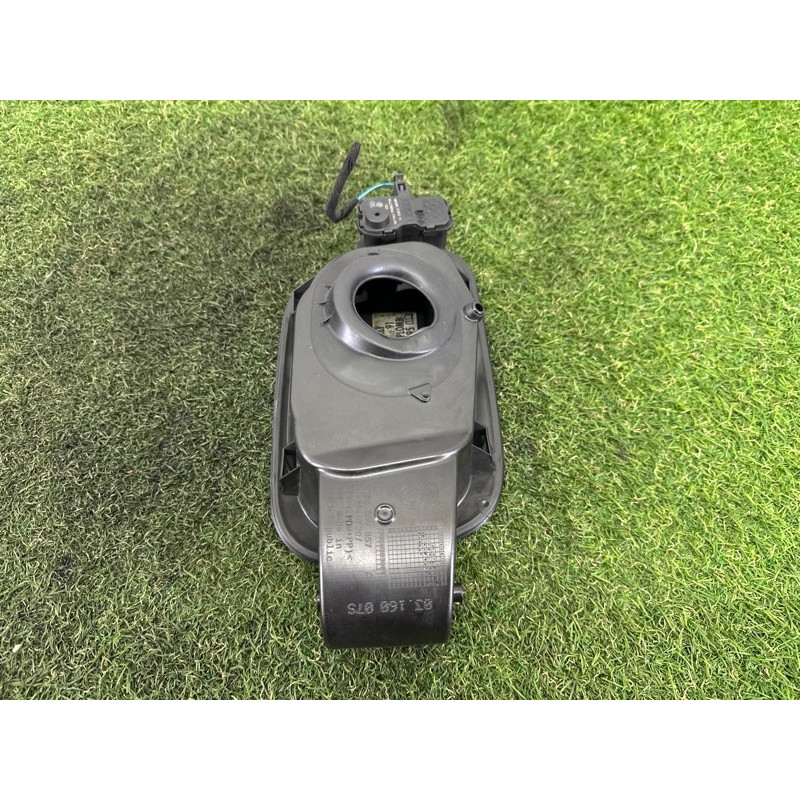 Лючок топливного бака (кузов и элементы) Volkswagen Touareg NF 2013 3.0 Hybrid 7P6809857A