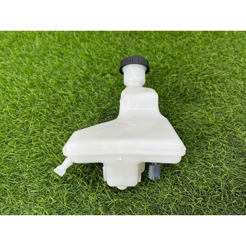 Бачок гальмівної рідини (тормозная система) Mercedes-Benz EQB 350 X243 2022 A1774304300