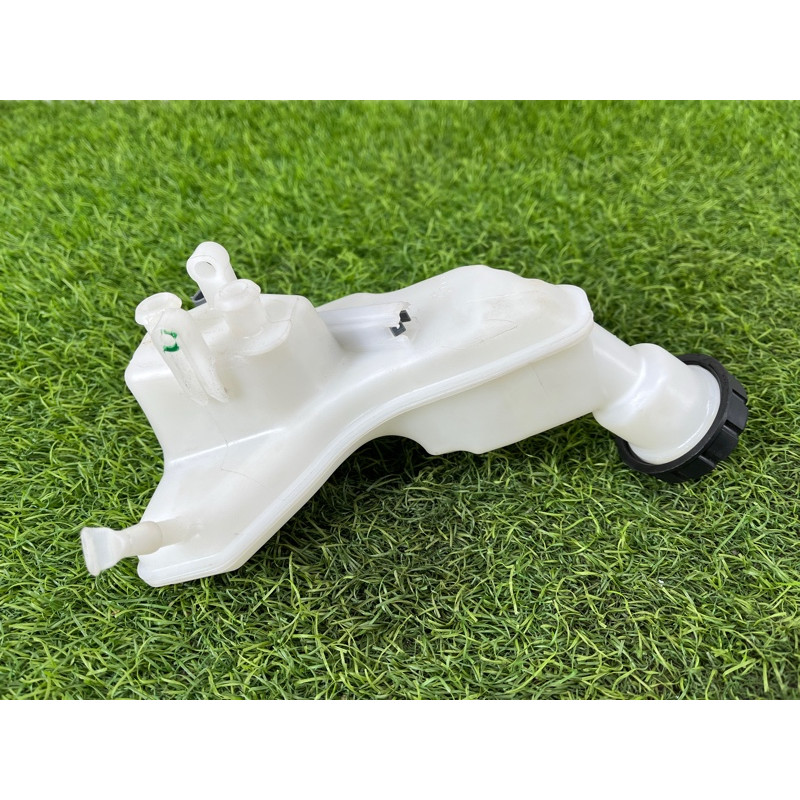 Бачок гальмівної рідини (тормозная система) Mercedes-Benz EQB 350 X243 2022 A1774304300