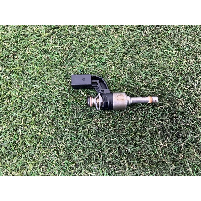 Форсунка топливная (топливная система) PORSCHE CAYENNE 958 2013 3.6 95560523201