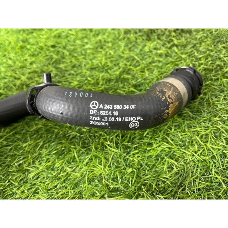 Патрубок (система охлаждения) Mercedes-Benz EQB 350 X243 2022 A2435003400