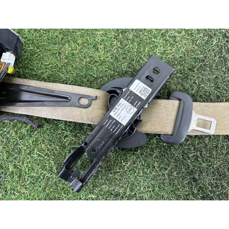 Ремень безопасности (airbag / безопасность) AUDI A4 B9 2017 2.0 TFSI 8W0857705GJXE