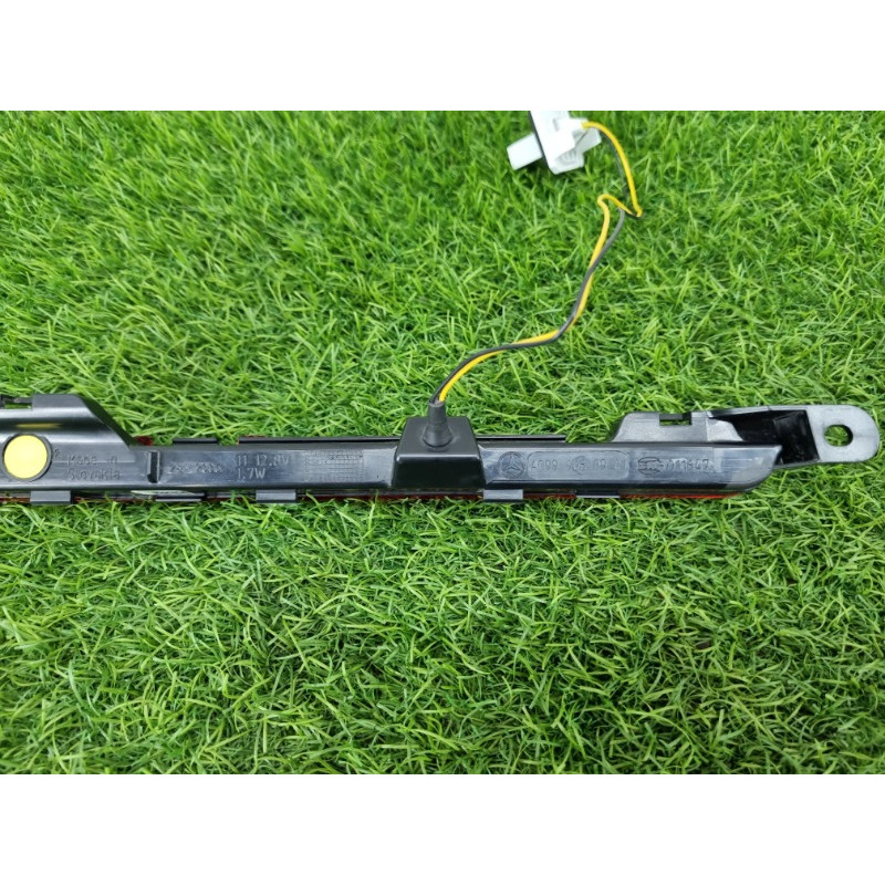 Повторювач стоп-сигналу (оптика) Mercedes-Benz EQB 350 X243 2022 A0999068901