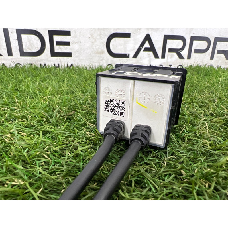 Гнездо USB/AUX (электрика) Dodge Dart PF 2014 2.4 68086690ae