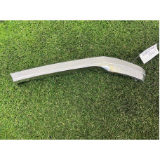 Молдинг решетки радиатора