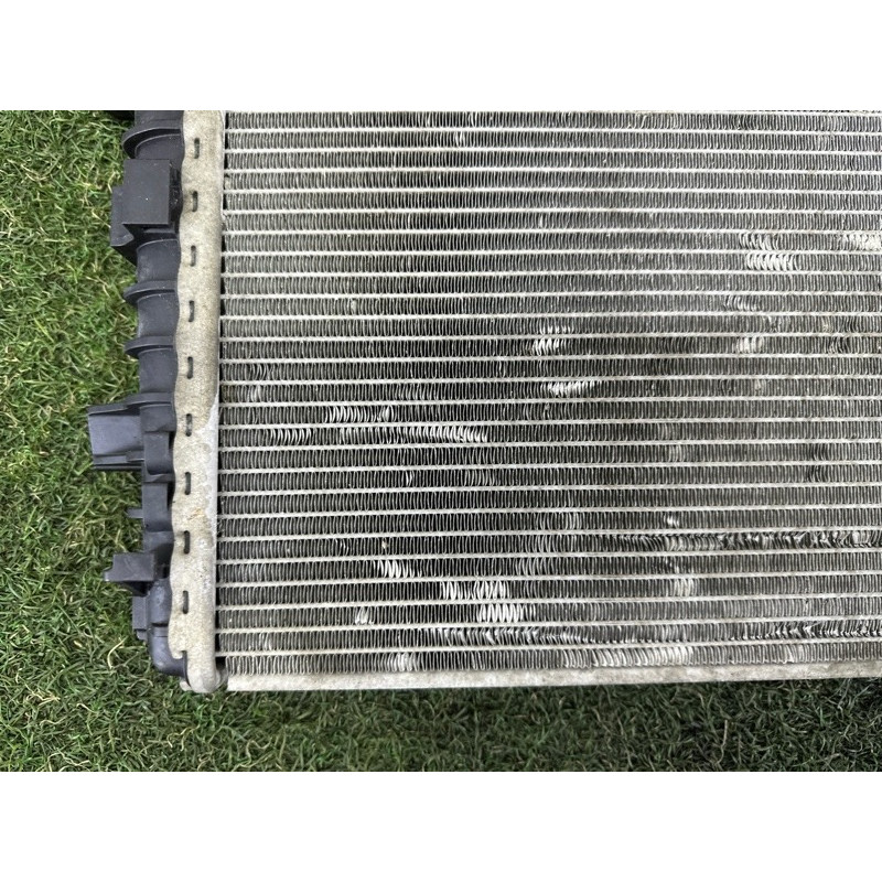 Радиатор охлаждения дополнительный (система охлаждения) AUDI Q7 4L 2011 3.0 TFSi 7L8121212A