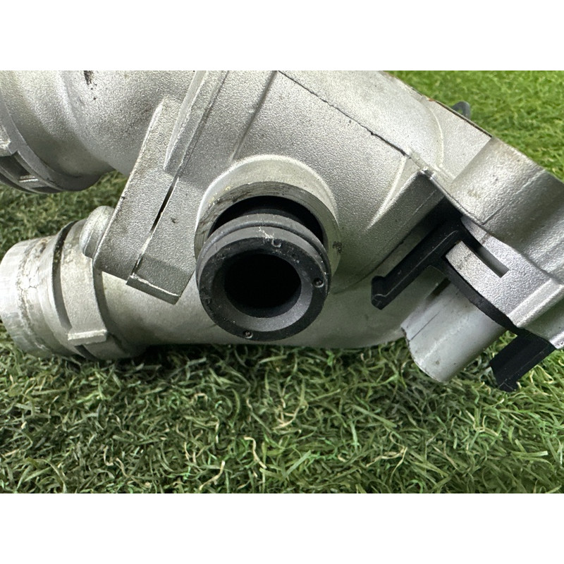 Помпа (система охлаждения) AUDI A4 B8 2014 2.0 TFSI 06H121111R