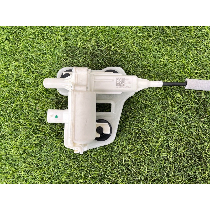 Привод замка багажника (электрика) Mercedes-Benz EQB 350 X243 2022 A0999068600