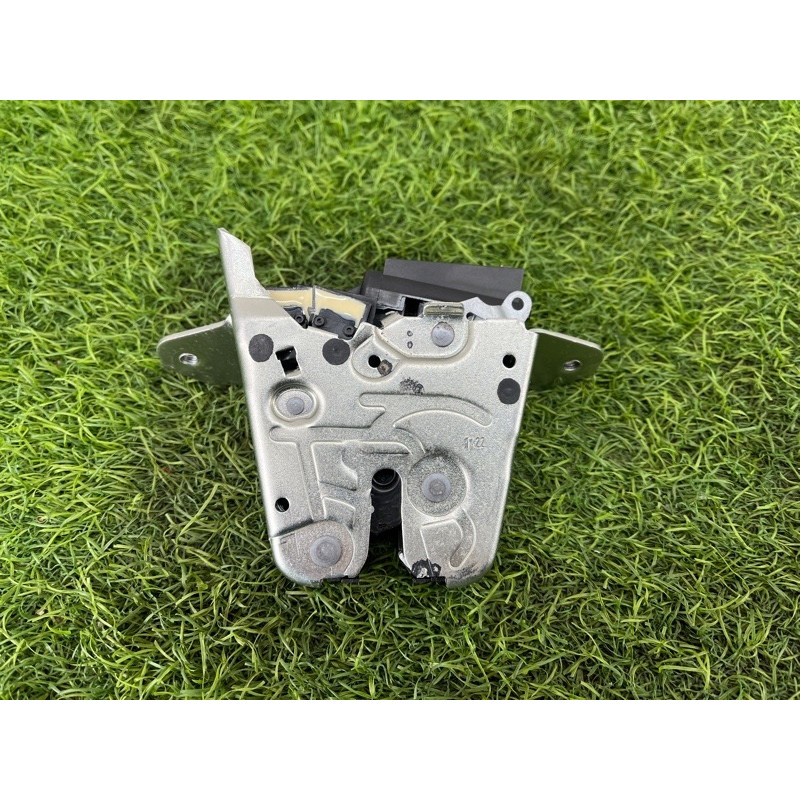 Замок багажника (кузов и элементы) Mercedes-Benz EQB 350 X243 2022 A0997400600