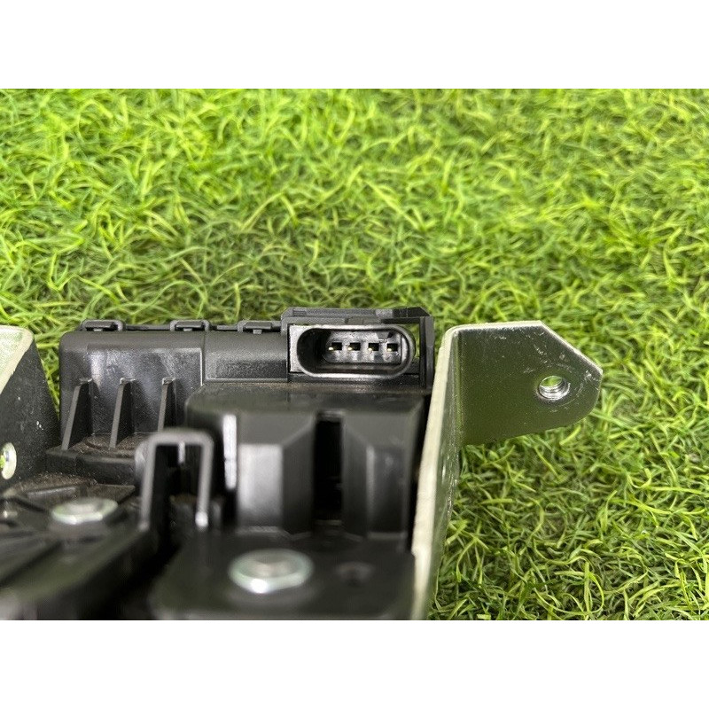 Замок багажника (кузов и элементы) Mercedes-Benz EQB 350 X243 2022 A0997400600