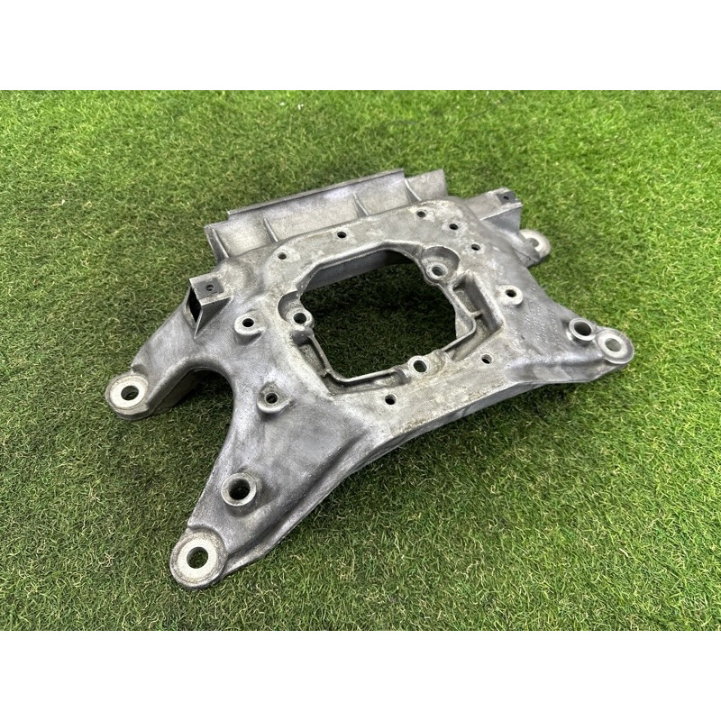 Траверса (трансмиссия) AUDI A4 B8 2014 2.0 TFSI 8K0399263K