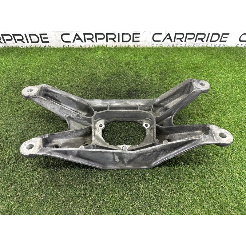 Траверса (трансмиссия) AUDI A4 B8 2014 2.0 TFSI 8K0399263K