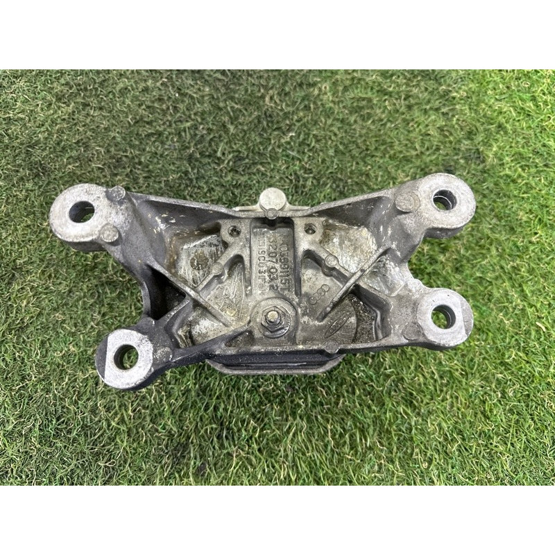 Подушка КПП (трансмиссия) AUDI A4 B8 2014 2.0 TFSI 8K0399151BD