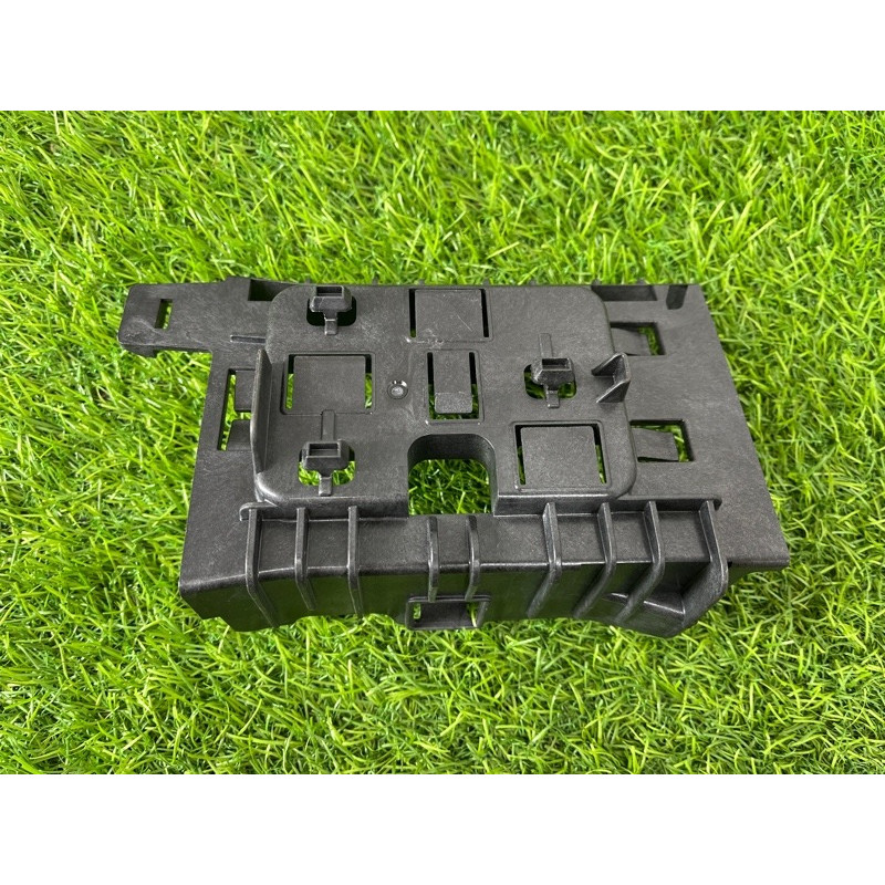 Кронштейн блока управления (кузов и элементы) Mercedes-Benz EQB 350 X243 2022 A2475451900