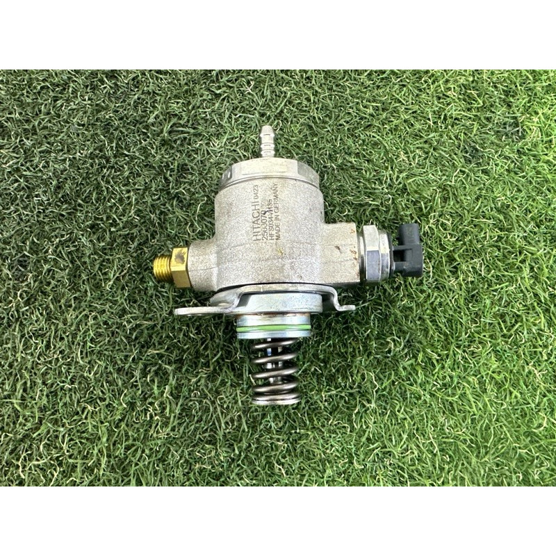 ТНВД (топливная система) AUDI A4 B8 2014 2.0 TFSI 06J127025J