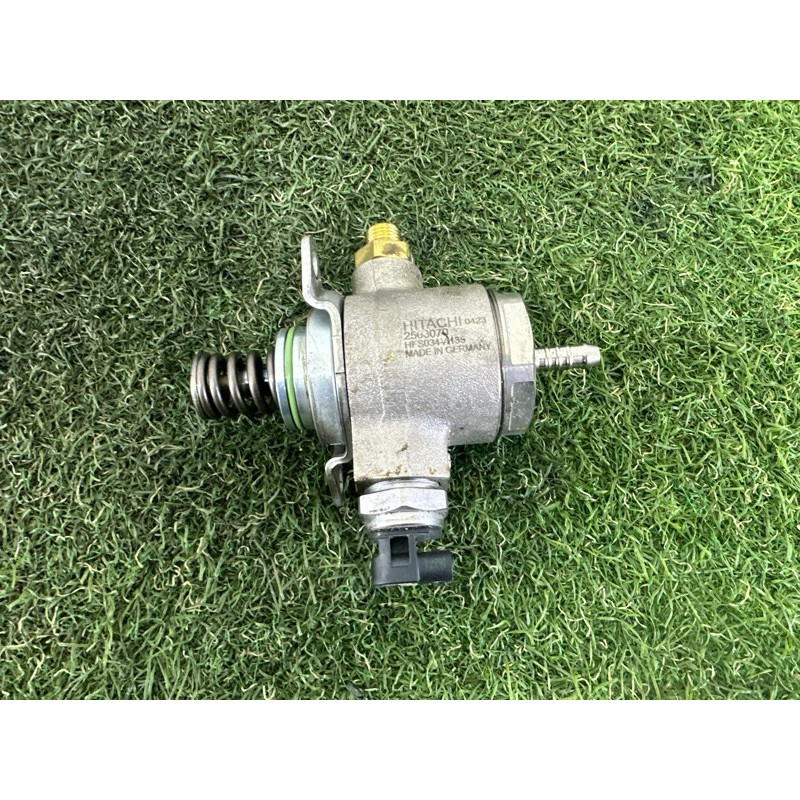 ТНВД (топливная система) AUDI A4 B8 2014 2.0 TFSI 06J127025J