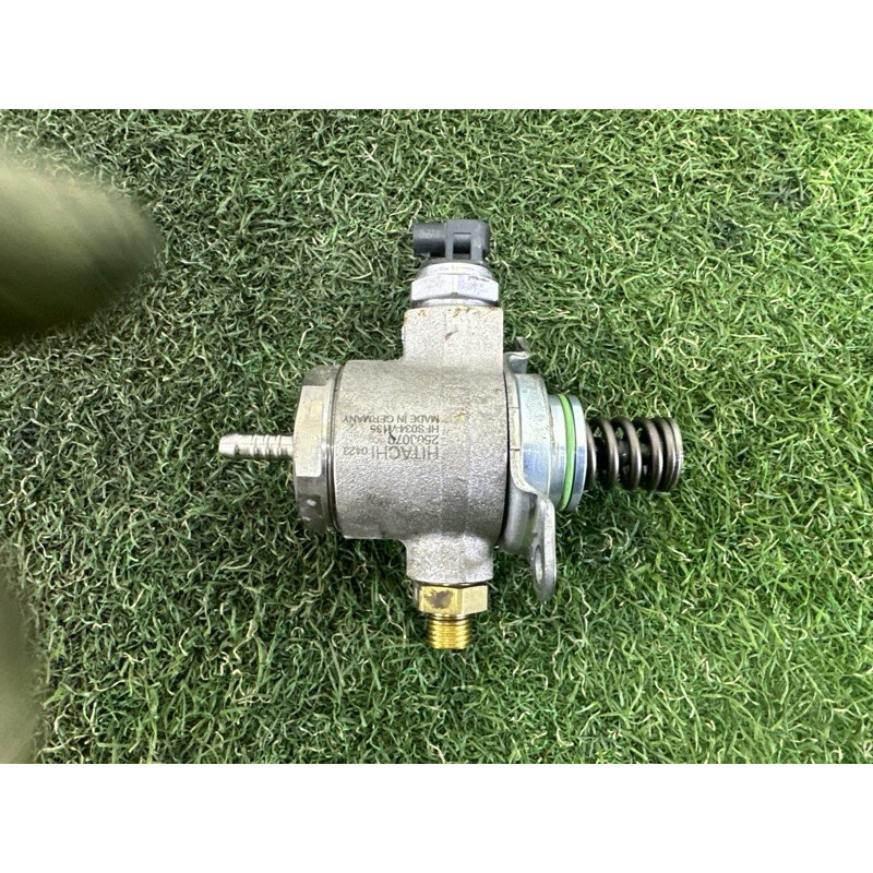 ТНВД (топливная система) AUDI A4 B8 2014 2.0 TFSI 06J127025J