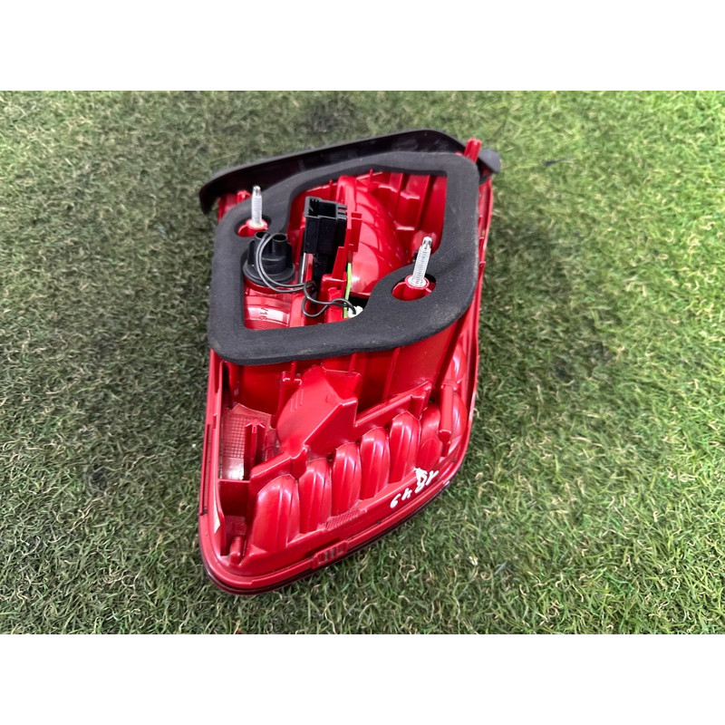 Задний фонарь (оптика) Volkswagen Touareg NF 2013 3.0 Hybrid 7P6945308