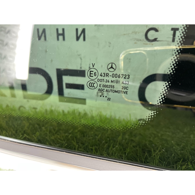 Форточка кузова (стекла и зеркала) Mercedes-Benz EQB 350 X243 2022 A2436702600