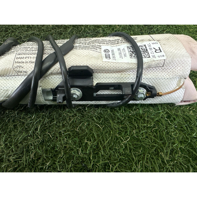 Airbag сидения (airbag / безопасность) AUDI A4 B8 2013 2.0 TFSI 8K0880242E