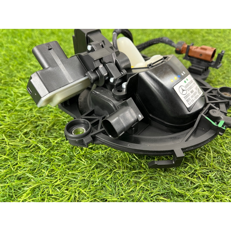 Ручка багажника (кузов и элементы) Mercedes-Benz EQB 350 X243 2022 A0997504600