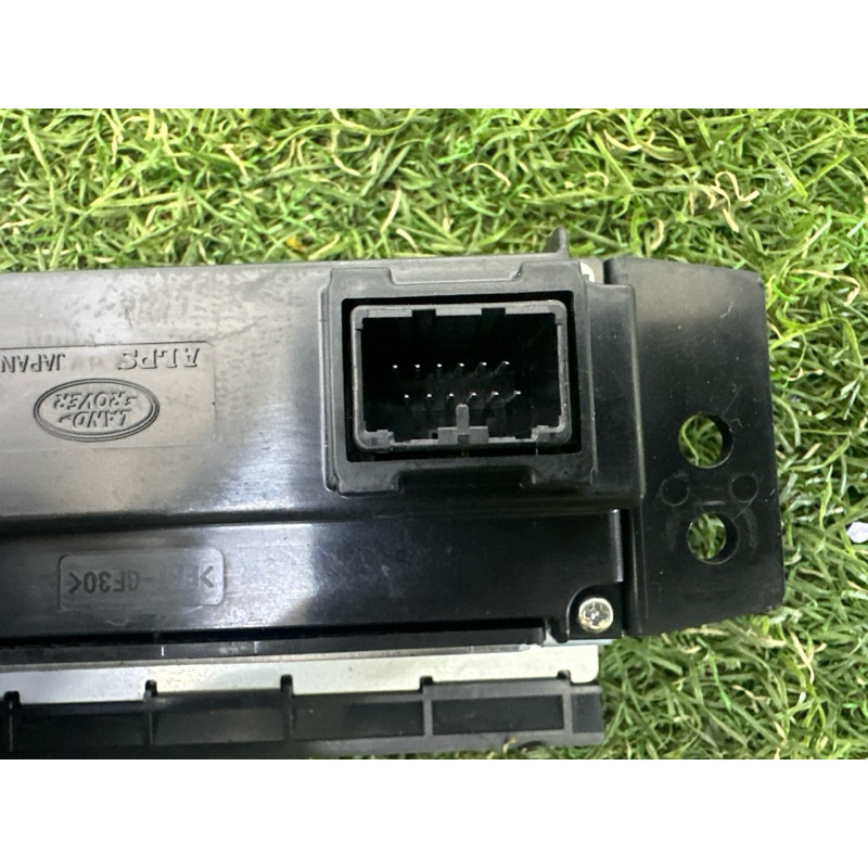 Информационный дисплей (электрика) LAND ROVER Range Rover L405 2016 5.0 LR070393