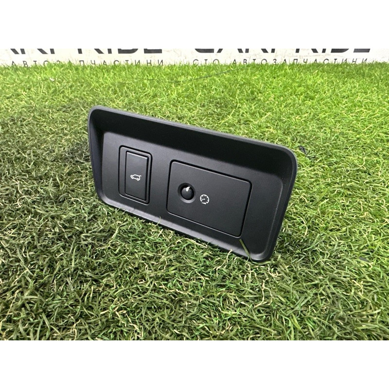 Блок управления светом (электрика / блоки управления) LAND ROVER Range Rover L405 2016 5.0 LR060998