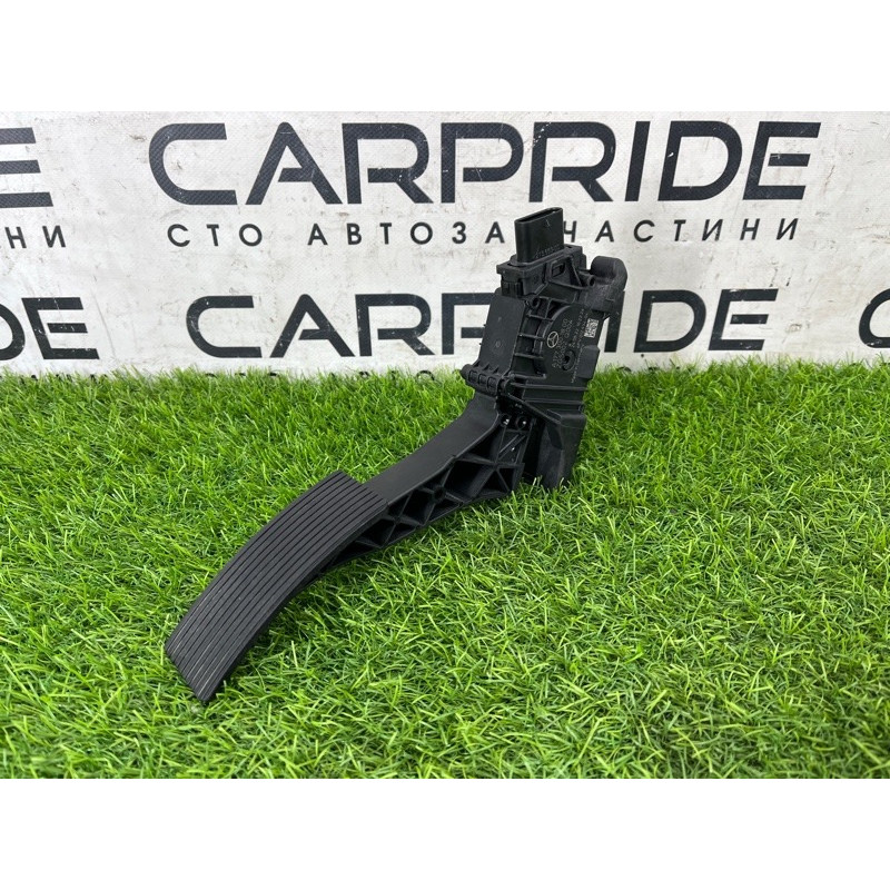 Педаль газа (электрика двигателя) Mercedes-Benz EQB 350 X243 2022 A1773001800